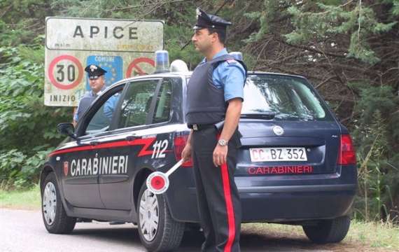 <p>Carabinieri Apice</p>